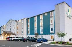 Woodspring Suites Charlotte Northlake