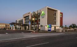 Holiday Inn Express & Sts Phoenix N - Happy Valley