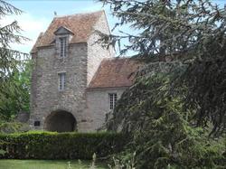 Chateau De Montrame