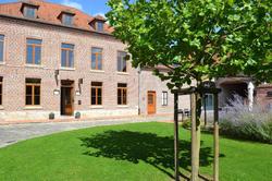 Le Domaine Des Cigognes