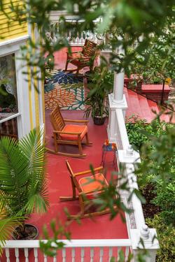 Azalea Inn And Villas