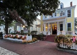 Azalea Inn And Villas