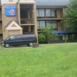 Motel 6 Nashville, TN - Airport