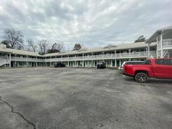 Key West Inn - Cookeville