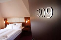 Hotel Adena