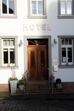 Zur Ewigen Lampe At Hemingway Trail