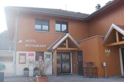 Hotel Restaurant Le Champs Des Lys