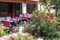 Hotel Restaurant Le Champs Des Lys