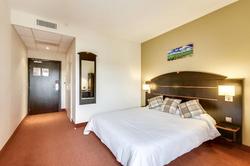 Akena Relais Bordeaux Sud La Brède