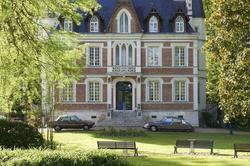 Manoir De Contres