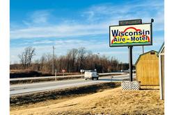 Wisconsin-Aire Motel By OYO Random Lake