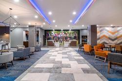 La Quinta Inn & Suites by Wyndham Louisville East