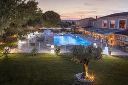 Hotel Restaurant Le Domaine Des Oliviers