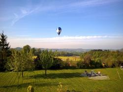 La Meridienne Des Collines