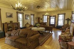 The Woods Inn