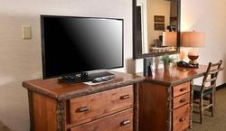 Boarders Inn & Suites by Cobblestone Hotels – Wa