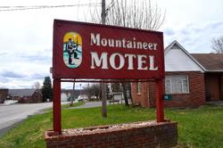 Mountaineer Motel