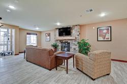 Cobblestone Hotel & Suites – Pulaski/Green Bay