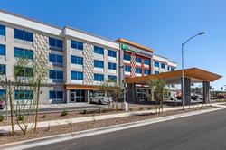 Holiday Inn Exp & Sts Phoenix Dwtn State Capitol