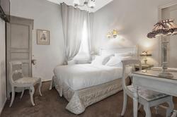 Logis Hotel Charbonnel