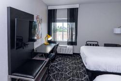 La Quinta Inn & Suites Corpus Christi Southeast