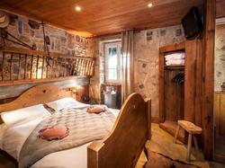 Logis Hotel Brunel Le Rocher Blanc
