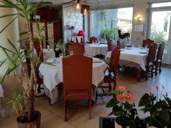 Logis Hotel De Bretagne