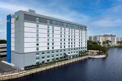 Tru by Hilton Miami Airport South Blue Lagoon