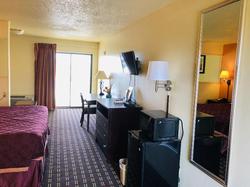Executive Inn & Suites