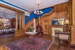 Chateau Tivoli Bed and Breakfast