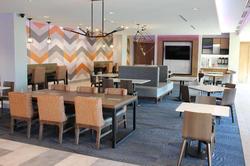 La Quinta Inn & Suites by Wyndham Bardstown