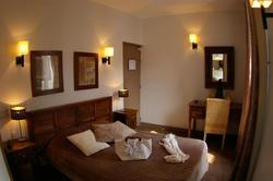 Logis Hotel Le Cheval Noir