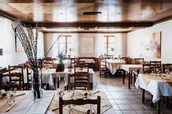 Logis Hotel Au Lion Rouge
