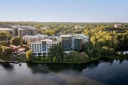Merriweather Lakehouse, Autograph Collection