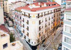 Aprilis Deluxe Hotel