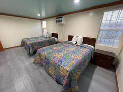 Hilltop Motor Inn