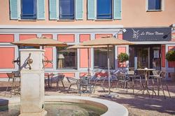 Le Place Neuve