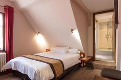 Logis Hotel Restaurant A L'etoile