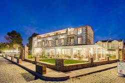 Navali̇a Otel