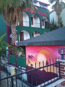 Latino Hotel