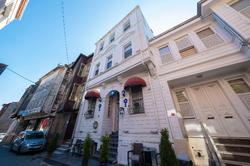 Solomon's Mansion Hotel