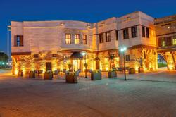Four Mansions Hotel
