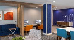 Holiday Inn Express & Suites Hawaiian Gardens