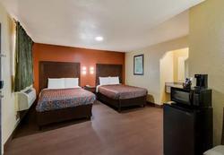 Rodeway Inn & Suites East