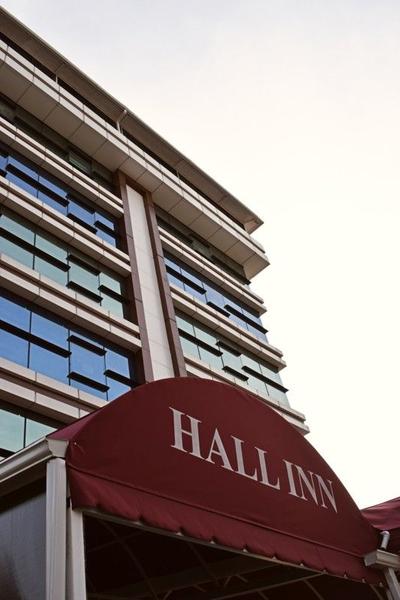 Hall Inn Hotel