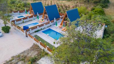 Alpanos Ağaç Evleri 