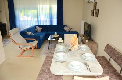 Monna Roza Family Suit