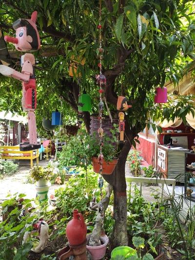 Side Tuana Garden Home