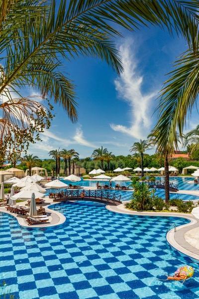 Kempinski Hotel The Dome