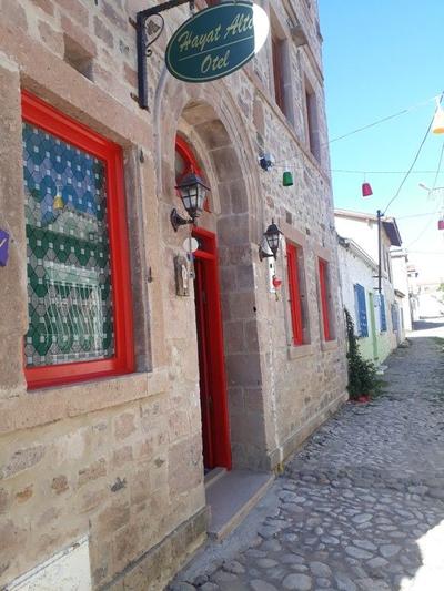 Küçüköy Hayat Alti Otel